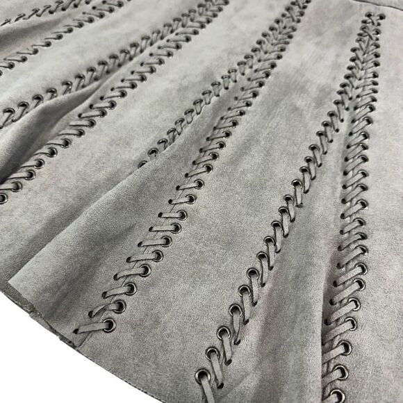 Glamorous Gray Faux Suede Whipstitch Mini Skater Skirt, M - Picture 5 of 12